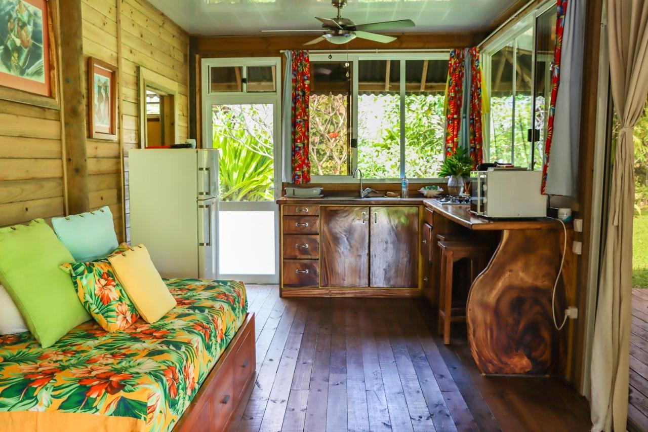 Bungalow Bali Hai Fare Bagian luar foto